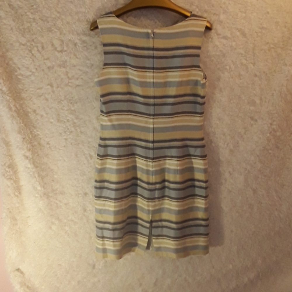 CLASSIC DRESS - Picture 3 of 4